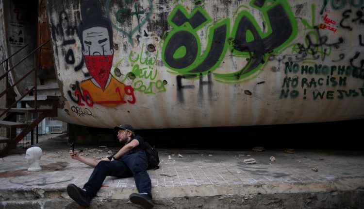 الديمقراطية ومنظومتنا التراثية المعرفية