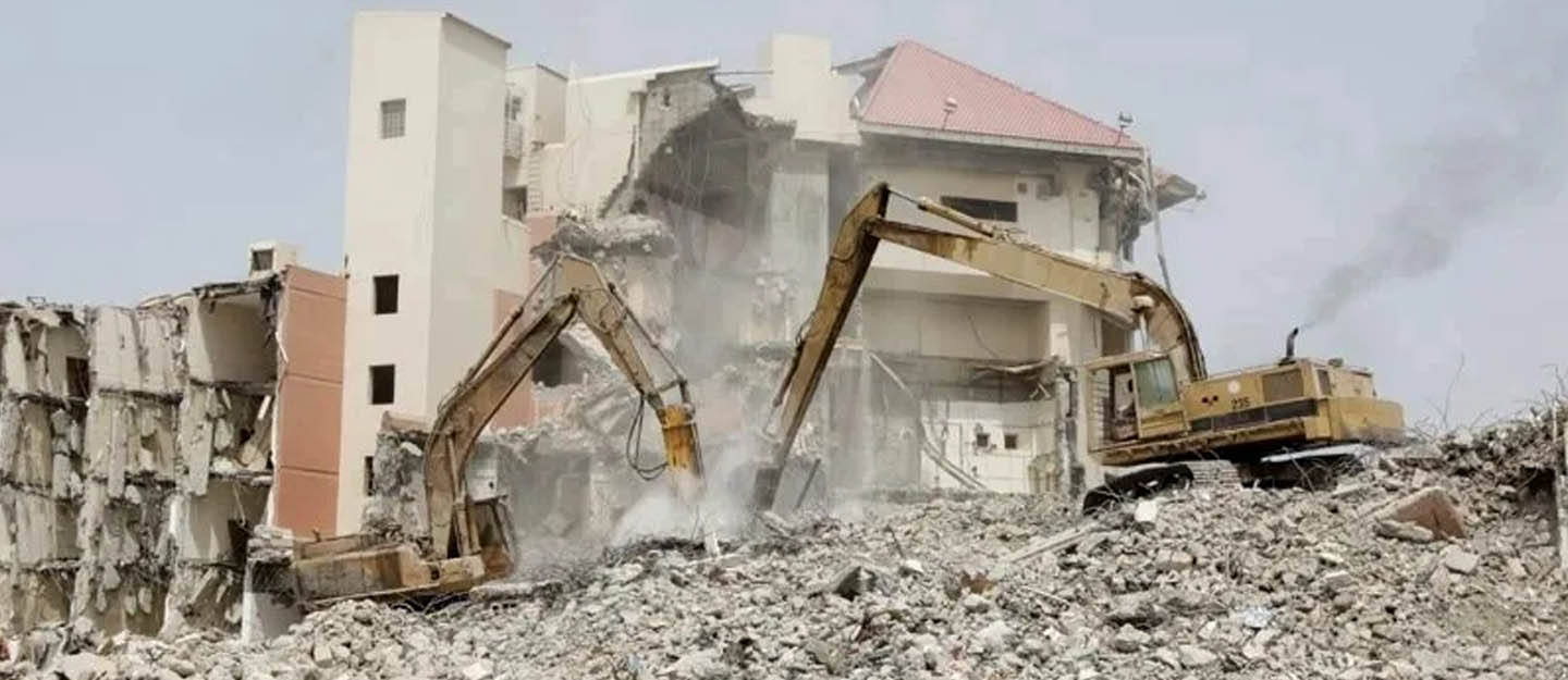 Demolition in Dubai ar25012021
