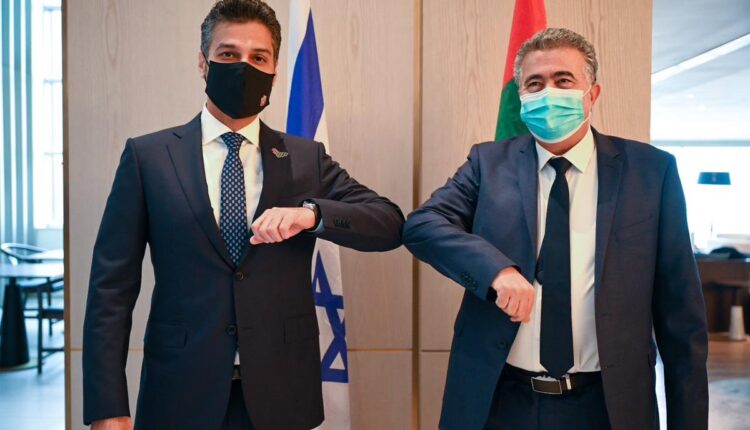 سفير الإمارات مع نتنياهو