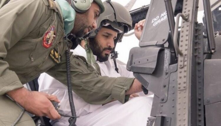 السعودية تعلن اختتام مناورات إنزال جوي.. هل يأمر ابن سلمان بتنفيذه في اليمن؟