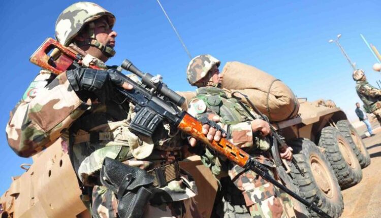 الجيش الجزائري يستنفر قواته لإحباط مؤامرة إماراتية عبر ليبيا