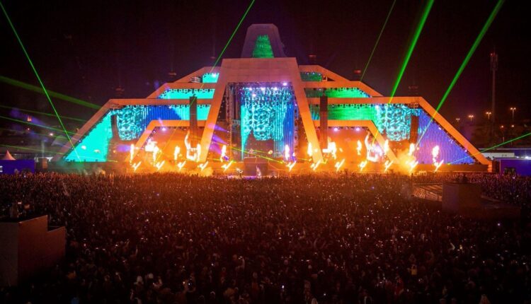 بالسعودية.. موافقة مشروطة على احتفالات تخرج الجامعات وحرية كاملة للحفلات الغنائية