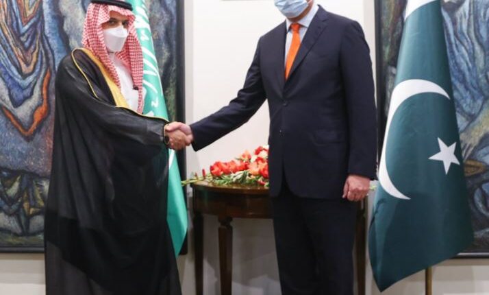 ابن فرحان بباكستان لبحث الملف الأفغاني..محاولة متأخرة لمزاحمة تركيا وإيران وقطر
