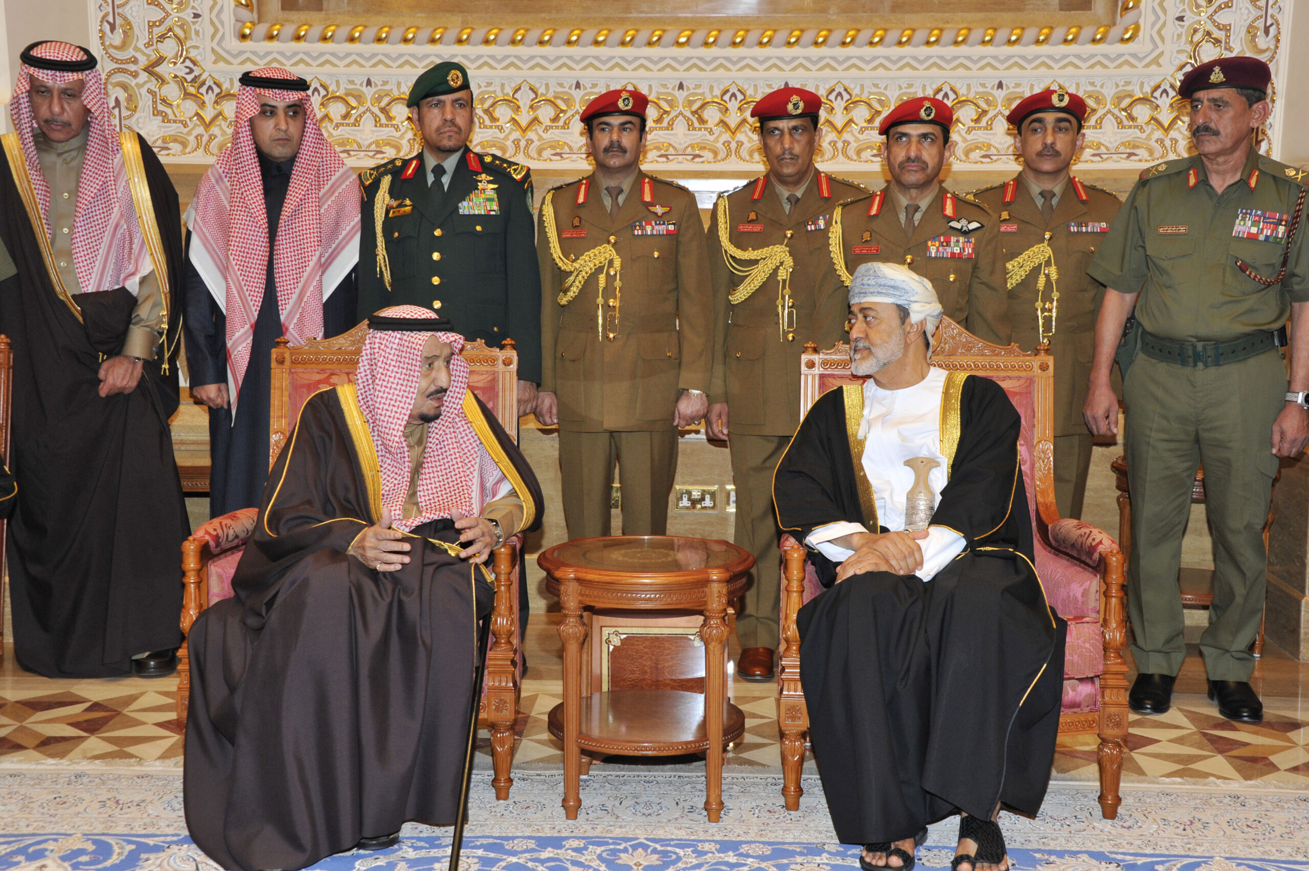 سلطان عمان بالسعودية خلال أيام بزيارة تاريخية