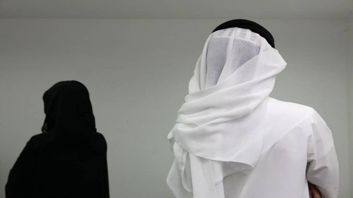 تقرير يكشف حقائق صادمة.. ابن سلمان يدمر مستقبل شباب السعودية ويدفعهم لزواج المسيار