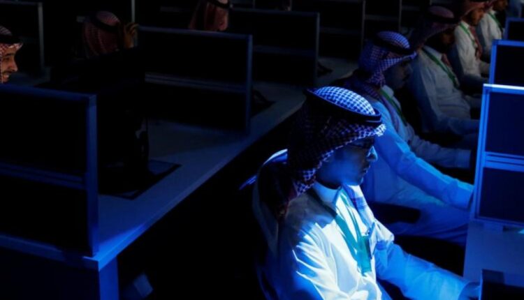 الغارديان: السعودية والإمارات تجسستا على 180 صحفيا بكبرى الوكالات والصحف العالمية