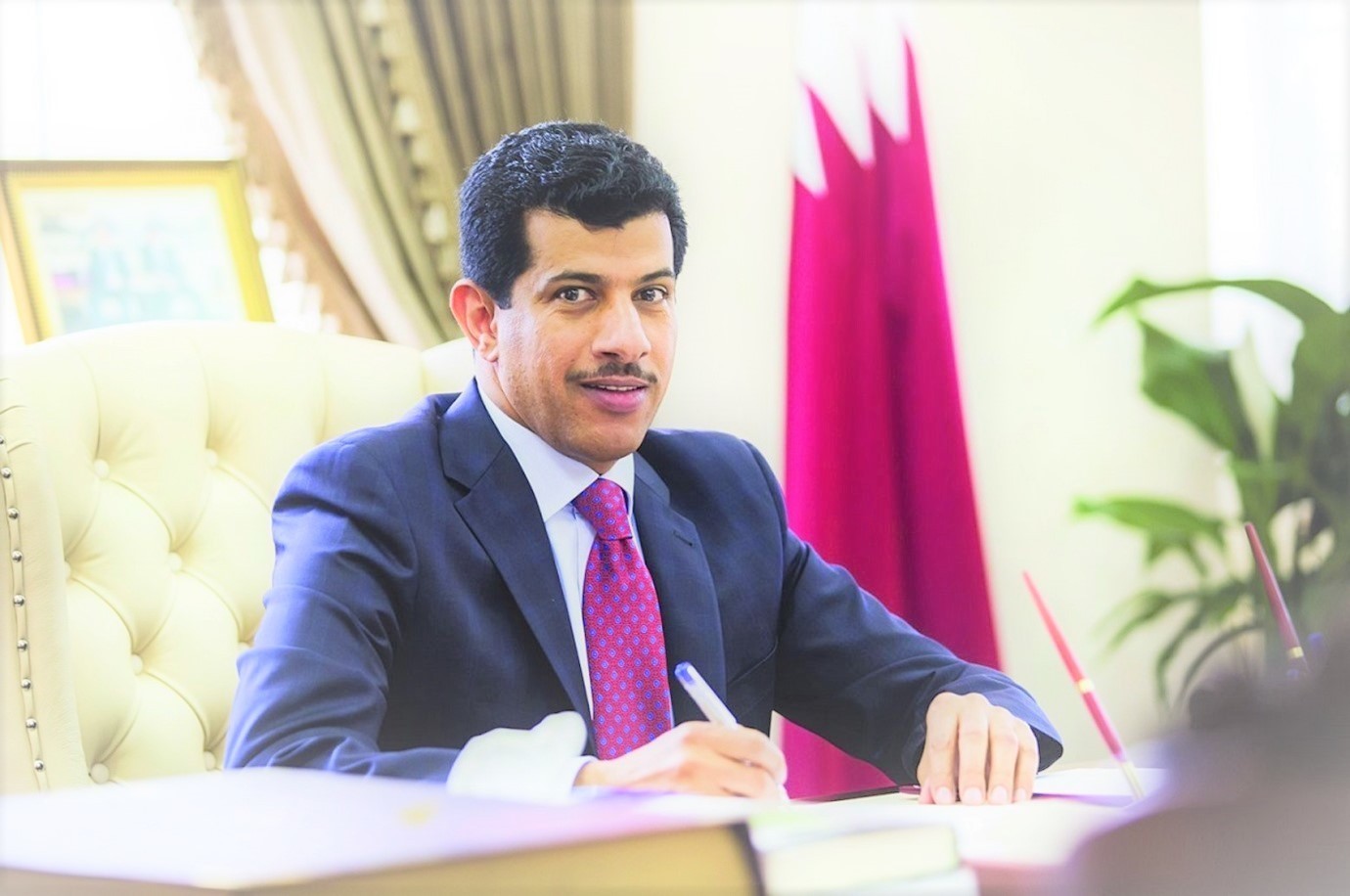 سفير قطر المفوض فوق العادة بمصر يسلم أوراق اعتماده لوزير الخارجية