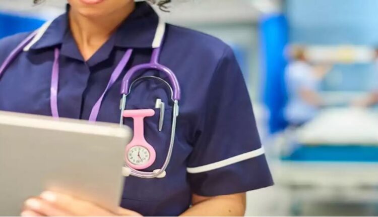 مساع من السعودية لجلب ممرضات فلبينيات بديلا عن اليمنيين الذين طردتهم