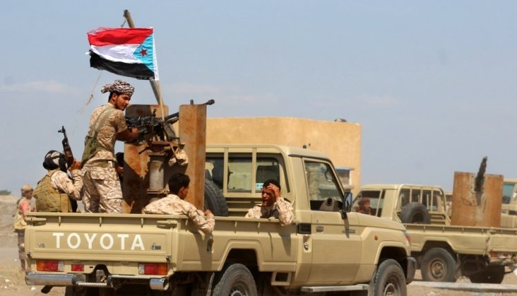 الحكومة اليمنية تؤكد على ضرورة تنفيذ مليشيا الإمارات التزاماتها باتفاق الرياض