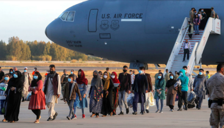 لماذا طلب ابن سلمان من واشنطن عدم ذكر السعودية بين الدول المستضيفة للأفغان؟