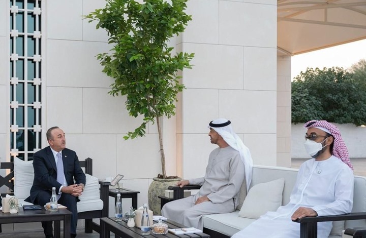 كشف تفاصيل جديدة عن زيارة وزير خارجية تركيا إلى الإمارات ولقائه أبناء زايد
