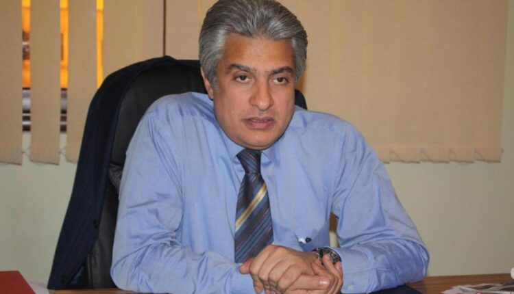 أشد داعمي السيسي.. كورونا يغيب الإعلامي المصري وائل الإبراشي