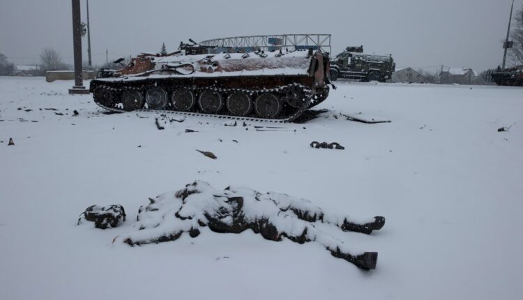 بالأرقام.. خسائر القوات الروسية والأوكرانية منذ بدء الحرب