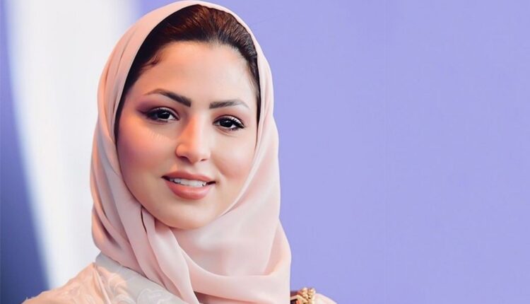 شاهد| السبب الحقيقي لخلع الإعلامية السعودية نصرة الحربي نقابها
