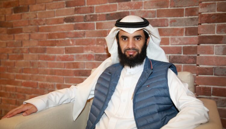 فضيحة.. فصل الرئيس التنفيذي لمنصة إحسان يثير ضجة بالسعودية.. هذا هو السبب