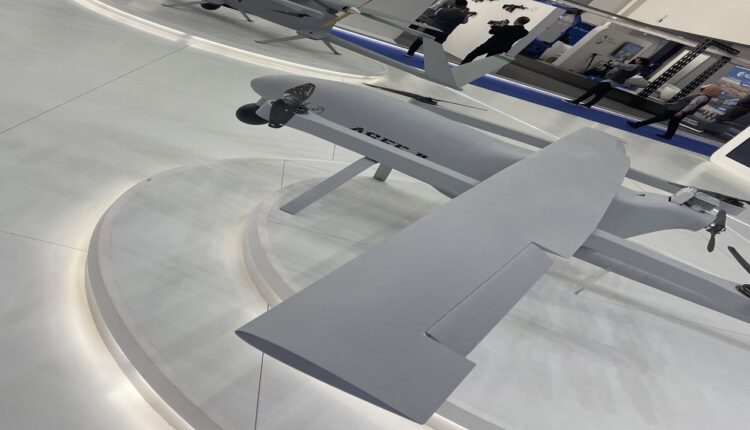 شاهد.. السعودية تكشف عن أول طائرة مسيرة من صناعتها بمعرض الدفاع العالمي