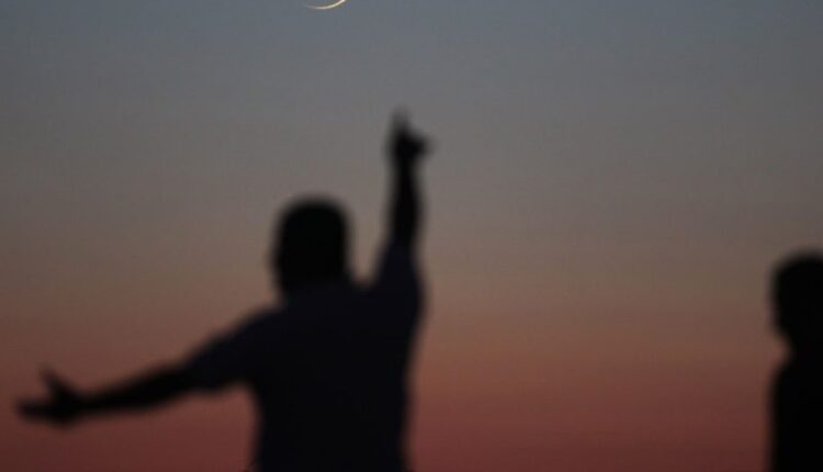 تعرف على التوقيت الدقيق لتحري هلال رمضان