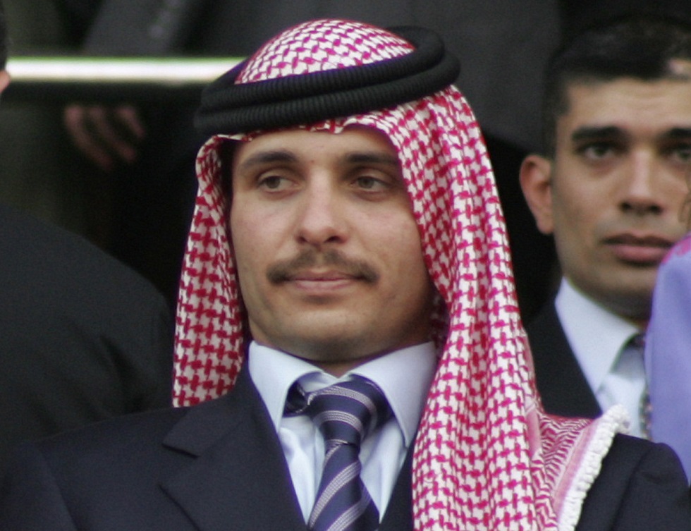 تطورات مفاجئة بالأردن.. الملك عبدالله يخرج عن صمته ويفتح النار على شقيقه الأمير حمزة