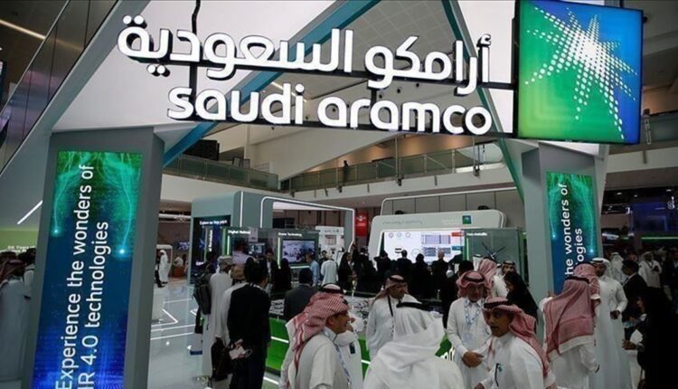 سهم أرامكو يحقق مكسبا لافتا ويسجل أعلى مستوى منذ الإدراج