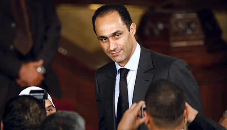 جمال مبارك لوالده بعد انتهاء إجراءات التقاضي: انتصرنا يا أبي