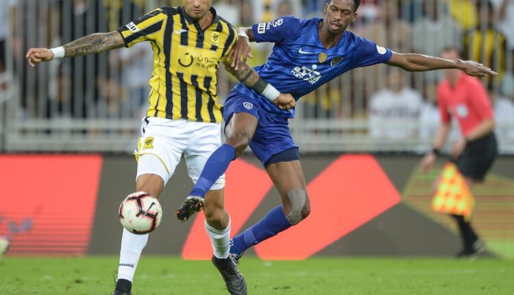 تشكيلة الاتحاد والهلال الرسمية في مباراة كلاسيكو السعودية