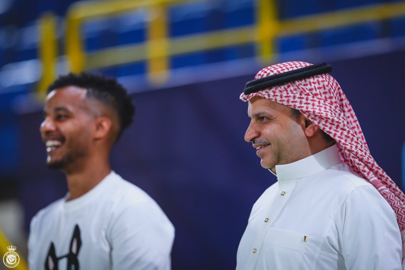 راتب اللاعب عبدالرحمن غريب يثير جدلا في السعودية