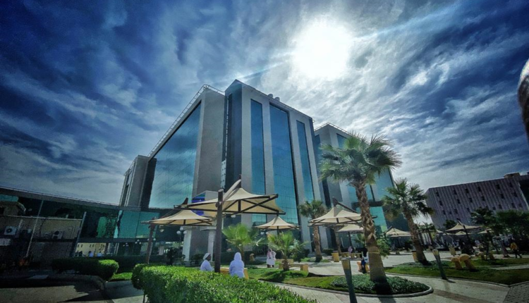 وظائف صحية خالية بمدينة الملك سعود الطبية لحملة الدبلوم فأعلى.. إليكم الرابط والتفاصيل