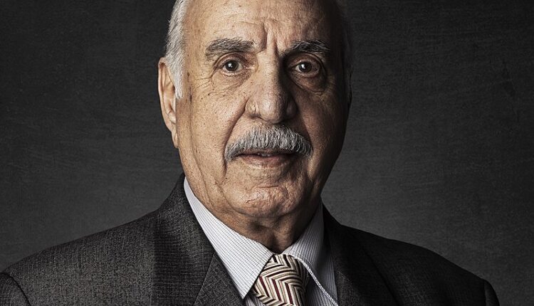 سبب وفاة وزير الإعلام السابق في الكويت محمد السنعوسي