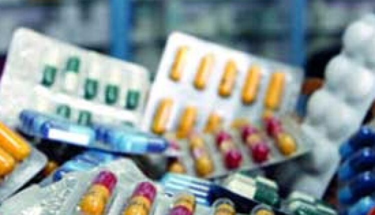 ضوابط استيراد الأدوية والسماح بدخولها إلى السعودية