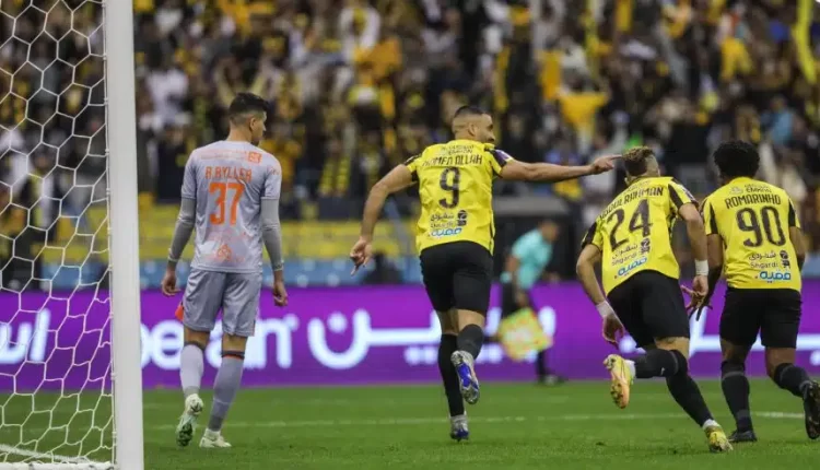 الاتحاد يدك شباك الفيحاء بهدفين ويتوج بطلا لكأس السوبر السعودي.. شاهد ملخص وأهداف المباراة