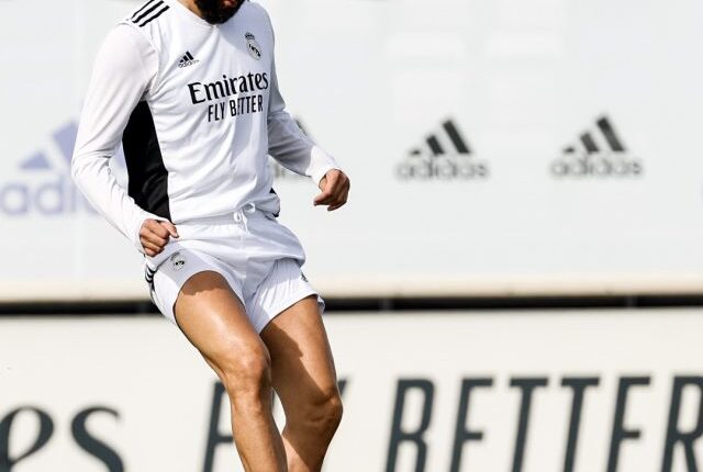 بعد كريستيانو رونالدو.. حقيقة مساعي نادي النصر السعودي ضم النجم كريم بنزيما