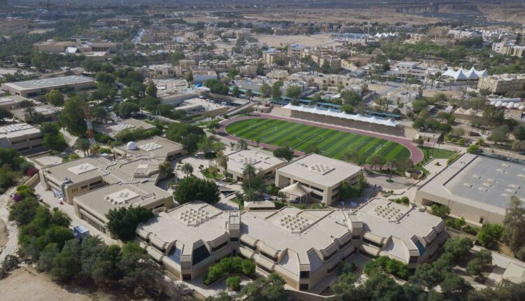 بكافة التخصصات.. رابط وخطوات التقديم لوظائف تعليمية وإدارية بمدارس الملك فيصل