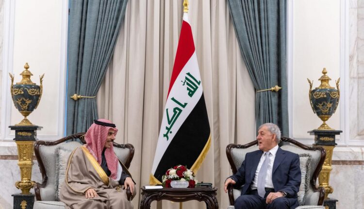 سبب زيارة وزير الخارجية السعودي إلى العراق.. ما علاقة إيران؟