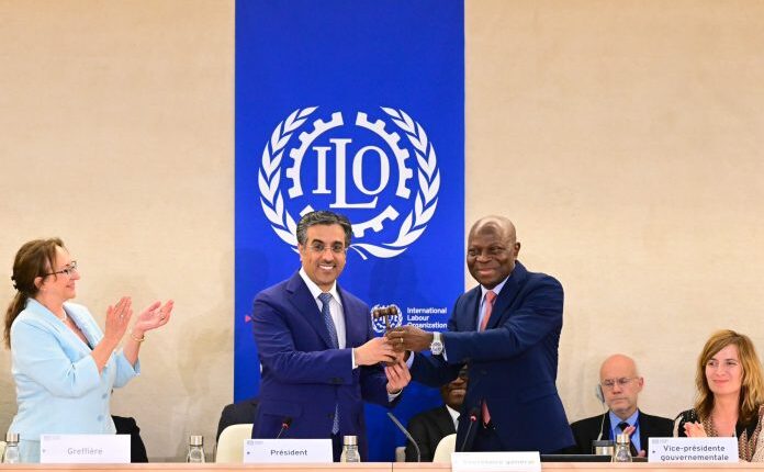 المري: ثقة دولية بقفزة قطر النوعية في تطوير قطاع العمل