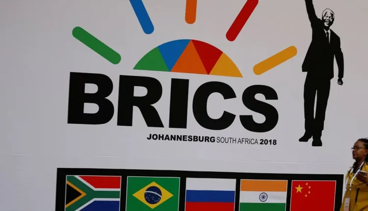لماذا تسعى الدول الخليجية والعربية للانضمام إلى البريكس؟