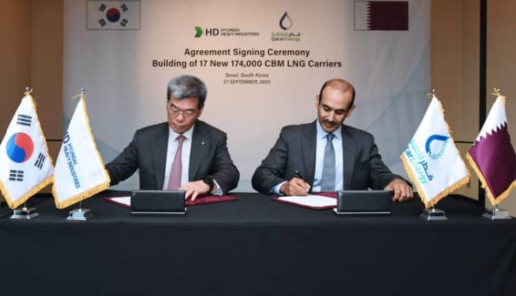 قطر للطاقة توقع اتفاقية لبناء سفن الغاز الطبيعي المسال