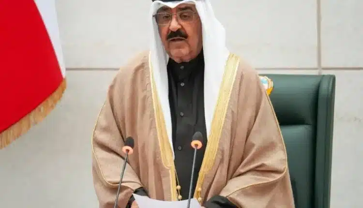 الشيخ مشعل الأحمد الجابر الصباح يؤدي اليمين أميرا للكويت