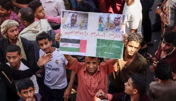 الإعلام الدولي يبرز فضح علاقة الإمارات مع تنظيم القاعدة في اليمن