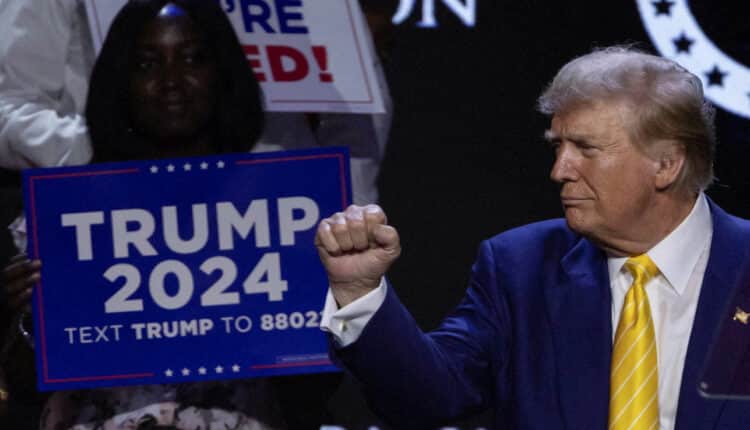 ترامب يسعى لكسب اصوات الامريكان المعارضين