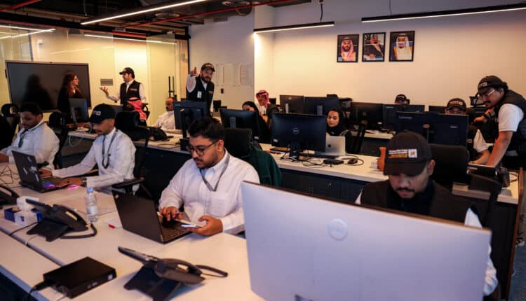 سوق العمل السعودي