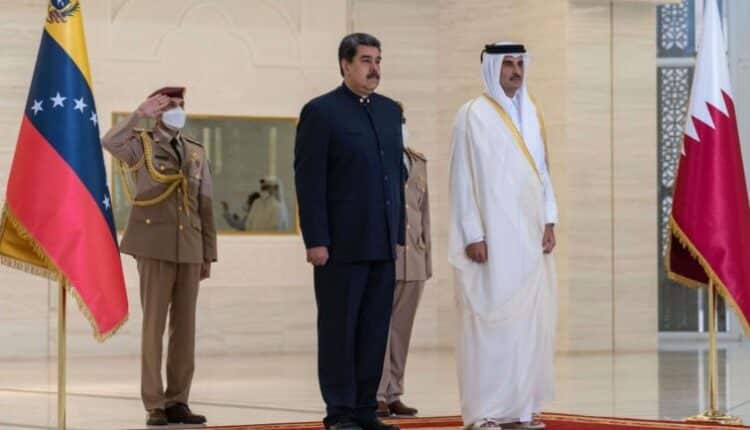 الرئيس الفنزويلي والأمير القطري