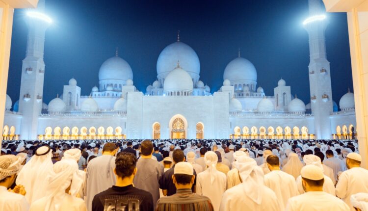 جامع الشيخ زايد الكبير في أبوظبي