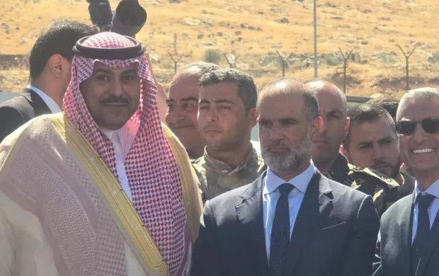 لبنان يخضع صادراته إلى السعودية لمسح كامل بسكانر متحرك في معبر المصنع