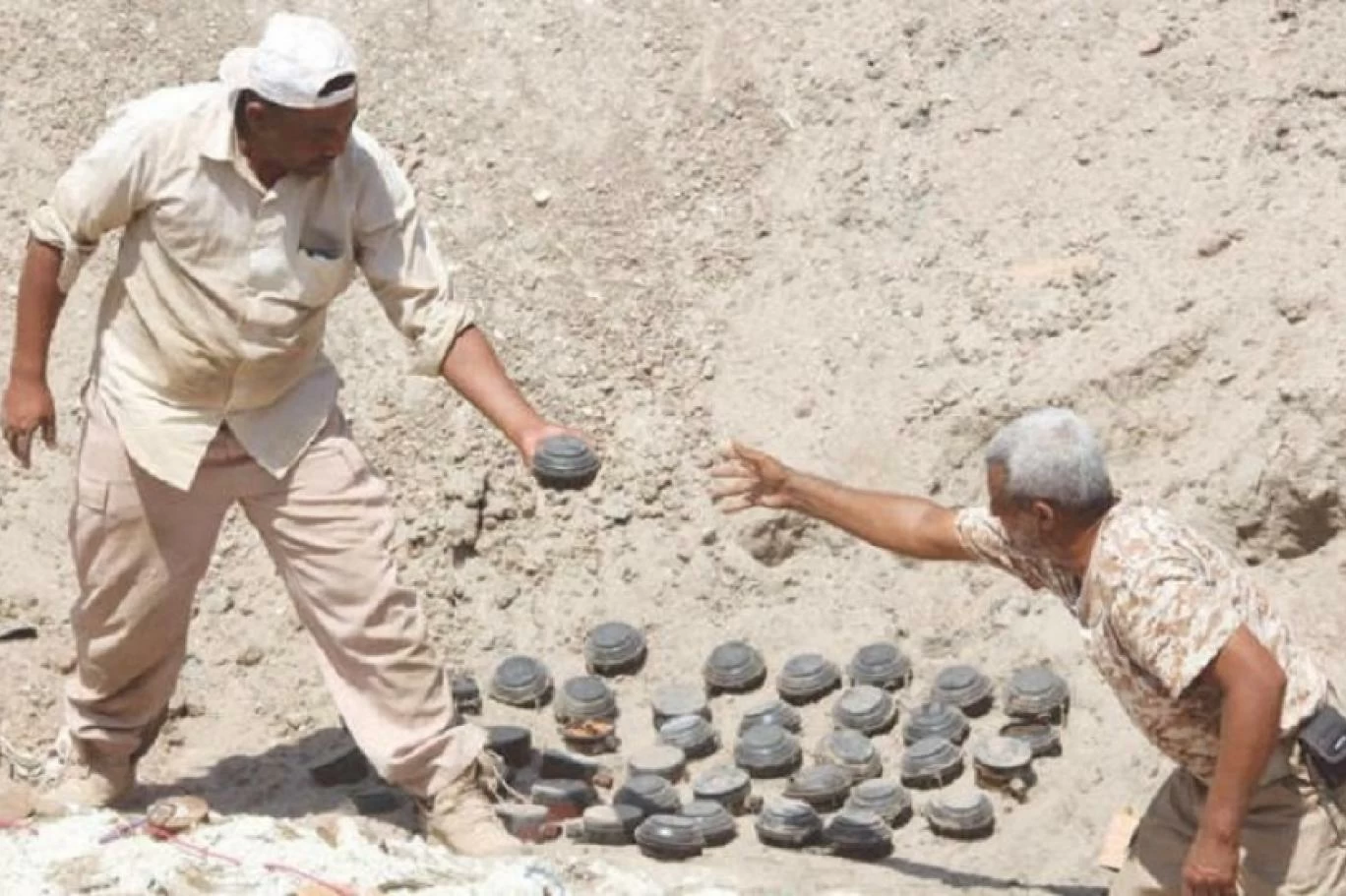 تقرير: أكثر من 11807 مدنيين بين قتيل وجريح بألغام الحوثيين في اليمن