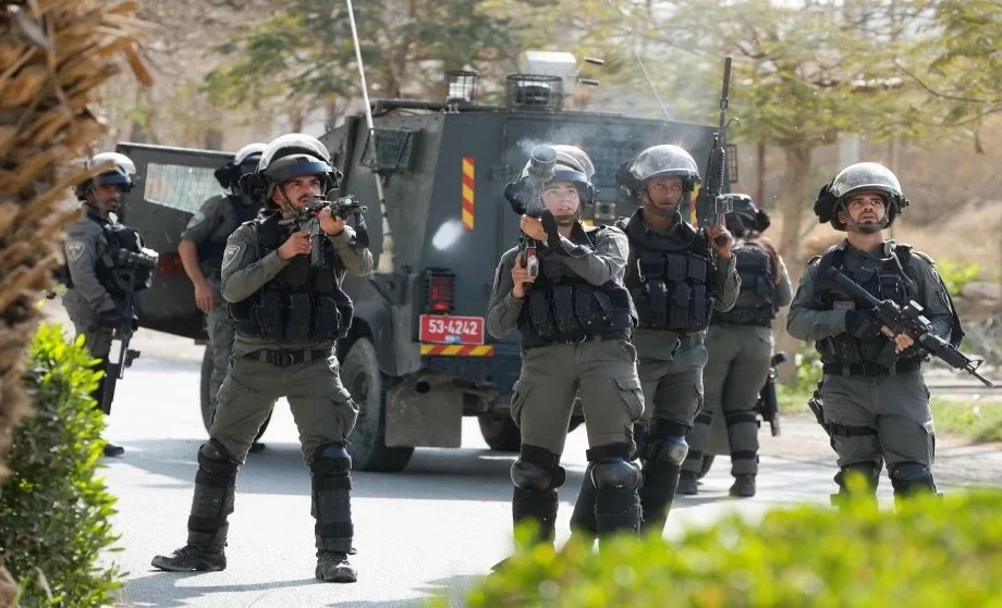 الاحتلال يعتقل وزير شؤون القدس الفلسطيني أشرف الأعور للمرة الثانية في أسبوعين