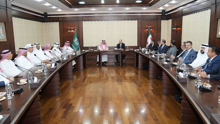 تعزيز التعاون اللوجستي والاستثماري بين دمشق والرياض في اجتماعات بدمشق