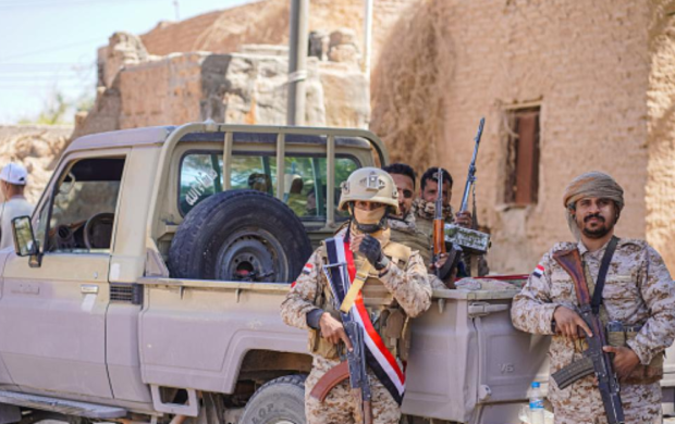 القوات اليمنية تشن هجوماً واسعاً في مأرب وتواجه الحوثيين
