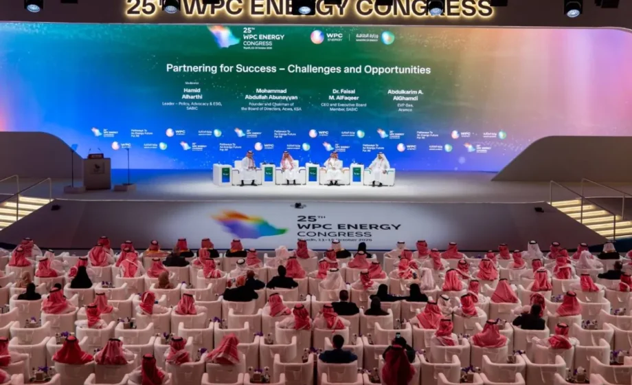 نيوم للهيدروجين الأخضر يكمل 96% من أعماله في السعودية