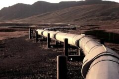 لبنان والعراق يبحثان إعادة تشغيل خط أنابيب النفط من كركوك إلى طرابلس لتعزيز التعاون الاقتصادي
