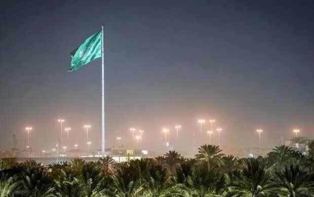 السعودية تصدر 3 إنذارات مبكرة في جازان وينبع وخميس مشيط